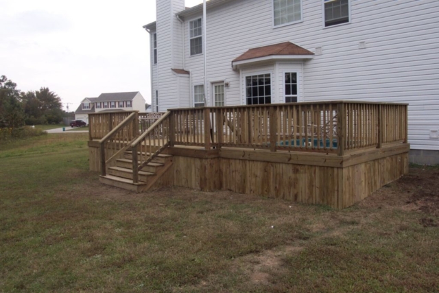 Deck Built Around Hot Tub 2