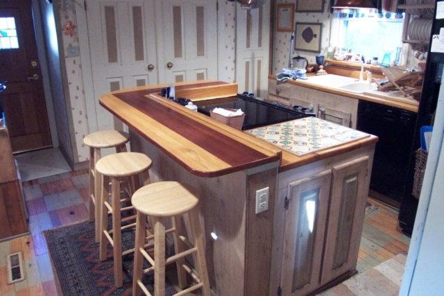 Custom Kitchen Island with Inlaid Oak and Cherry Countertop