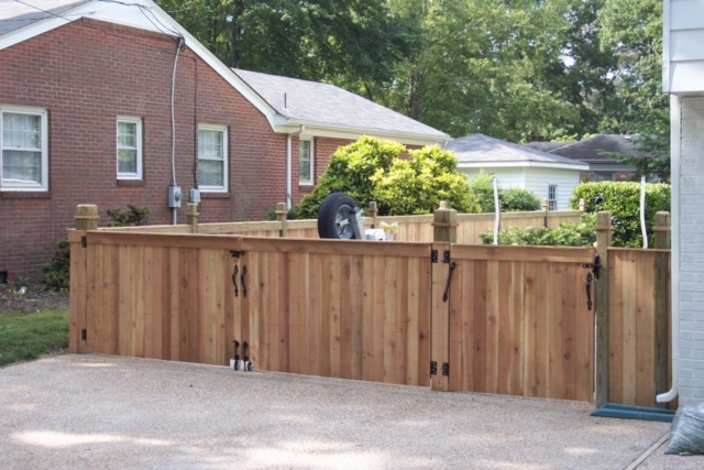 Decorative Cedar Fence