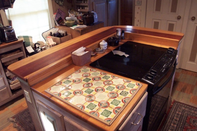 Kitchen Island Countertop Hot Area