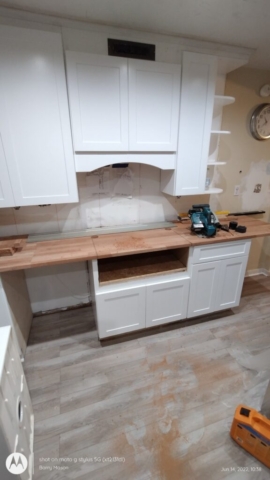 Kitchen 2 Countertop During Construction