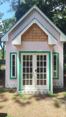 Front Facade Showing Scalloped Cedar
